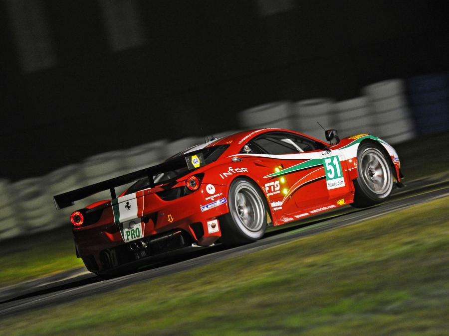  Ferrari 458 Italia GTC 2011 года  (фото 23 из 28)